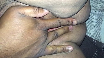 Preview 3 of In Bed Time - Brincando com a bucetuda 2