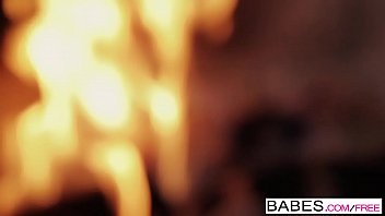 Preview 1 of Ltere Paare Beim Sex - Babes - A Sweet Spread starring Jillian Janson clip
