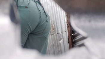 Preview 1 of Alison Tarly - Camara graba en vestidor de playa a latina sexy(VOLUPTUOSA)
