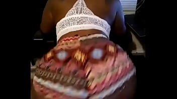 Preview 1 of America Nun - Big booty bounce