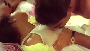 Preview 3 of Fist Time Xixx Com - Mallu Actors Husband  And wife Romantic