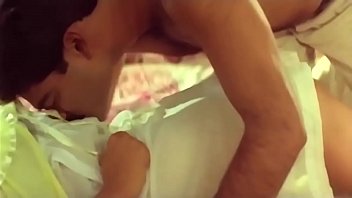 Preview 1 of Fist Time Xixx Com - Mallu Actors Husband  And wife Romantic