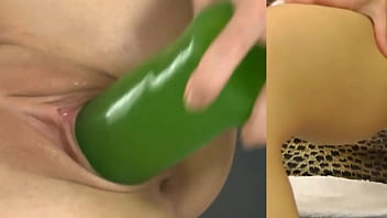 Preview 4 of Tennes Plars - That&#039_s never gonna fit inside me! Huge dildo compilation