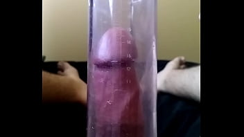 Preview 1 of Klub Vulkan 5 Net - Pumping my cock 2