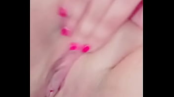 Preview 2 of Hairy Teen Pees - Asi me calienta cuando no estoy en casa