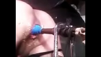 Preview 1 of Teen Me Raw - se destroza el ano