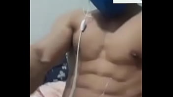 Preview 3 of Guliga Kola - Str8 boy gym boy việt nam (Clip 2)