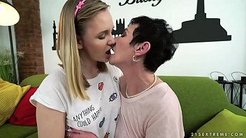 Preview 1 of Bangla Xx 2019 - Lucette Nice licking a granny asshole and pussy