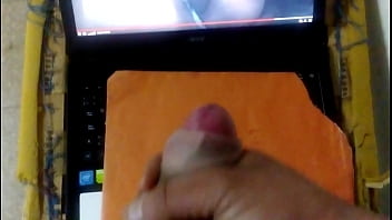 Preview 4 of To Much Cum Out Dick - tributo a #lapepinachilena con lechita incluida