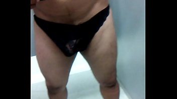 Preview 1 of Gay Mamada Gay - Chaqueta con venida en el probador o vestidor