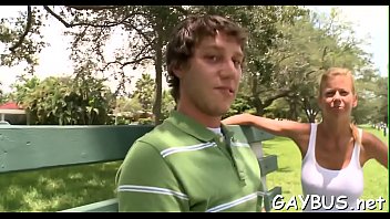 Preview 1 of Flagas Violadas - Satisfying oral with a gay