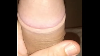 Preview 2 of Empregada De Unifome - Handjob Chubby man
