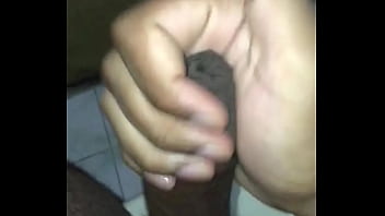 Preview 1 of Sikis Lesbe - Desi Indian milking cock with huge cumshot- Exclusive masturbation!!
