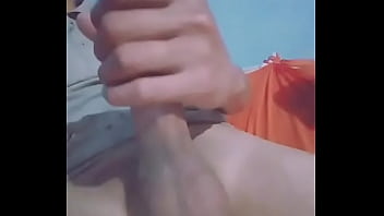 Preview 1 of Dutch Mature Solo - Novinho exibindo seu pau