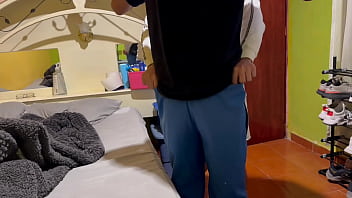 Preview 1 of Milfgirl Xxx - El novio de mi mejor amigo es muy caliente