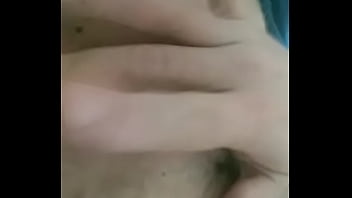Preview 2 of Father Daughter First Time Sex - Metendo o dedo no cu