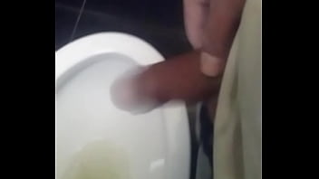 Preview 4 of Bokep Korea Lagi Tidur Di - Peru estoy caliente .l. en el ba&ntilde_o