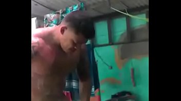 Preview 2 of Big Cock Cute Gild - Ba&ntilde_andose