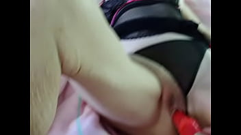 Preview 4 of Momxxx Lezbiyen - 3 March 09 021.AVI