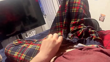 Preview 2 of Cix Video - Let me just get a little more comfy and free ??#versfunotterboi#curvedmorningwood #hard dick