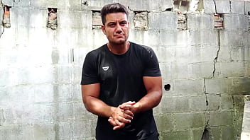 Preview 1 of Hot Mom Teche - YURI GA&Uacute_CHO - BODYBUILDER HORNY AND CUMLOAD
