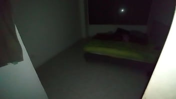 Preview 1 of Happy Bday Sister On Father - Desconocido entra a la habitacion de la sirvienta y se la folla