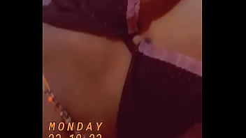 Preview 2 of Xxxporno Con Enfermeras - Debbie on show