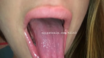 Preview 3 of Arabs Lesbian - Mouth Fetish - Britney Mouth Video 1