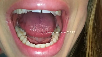 Preview 1 of Arabs Lesbian - Mouth Fetish - Britney Mouth Video 1