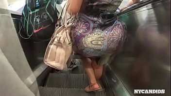 Preview 4 of Brazil Gang Raped Brutal Rape - 480P 600K 128127711.mp4