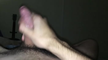 Preview 4 of Dp Tndh - punhetinha b&aacute_sica - sem gozada