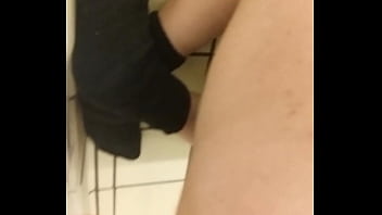 Preview 3 of Sex While Messaging - 20170827 122844