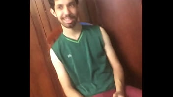 Preview 4 of F My Brother - Novinho seduzindo garoto jogando PS2