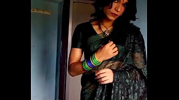 Preview 4 of Hot Mom Xxxx San - Crossdresser in green saree