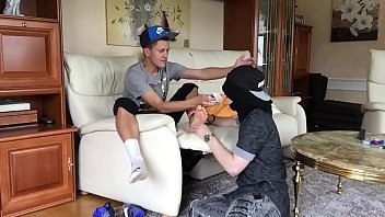 Preview 4 of Incesto Familiares - Unwiderstehlich - Sniffing Masters Air Max,  Socks  Boyfeet [720p]