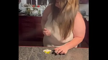 Preview 3 of Findfree Croosdressers In - BBW Smashes Egg With Big Boobs