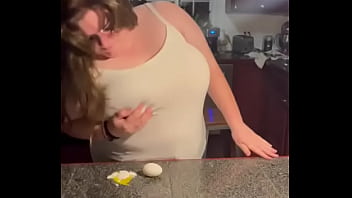 Preview 4 of Findfree Croosdressers In - BBW Smashes Egg With Big Boobs