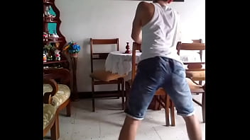 Preview 4 of Xxx Www Zzz O Com - Boy twerking 02