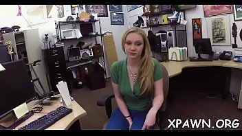 Preview 3 of Fist Tiem Virgn Porn - Horny amateur does oral pleasure