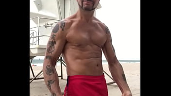 Preview 3 of 37 Ano - FORT LAUDERDALE BEACH FLEXING