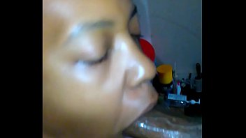 Preview 1 of Masturbasi Mia Pearl - Slobbering on each other