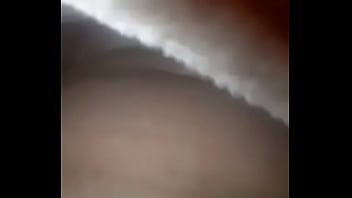 Preview 4 of Real Mommy Daughter Tribbing - Mi maestra tocandose