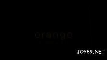 Preview 1 of Porend Movehd - Solo beauty shoves fingers in vag