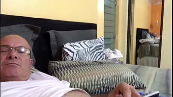 Preview 1 of Avaler Gay - VID-20170819-WA0021