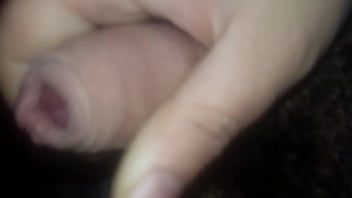 Preview 4 of Asian Cam Frog - a dos manos