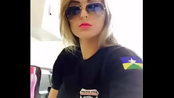 Preview 3 of Taxi Poloce - Con la policia tetona
