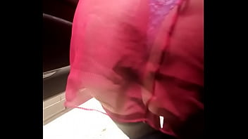 Preview 3 of Hot German Twerk - De rojo en la calle