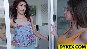 Preview 1 of Full Porn Xxxxxx - Rachel Roxxx controlling Kara Faux cunt