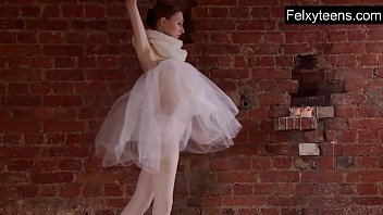 Preview 1 of Jenna Jamison Rim Job - Ksyuha likes to perform