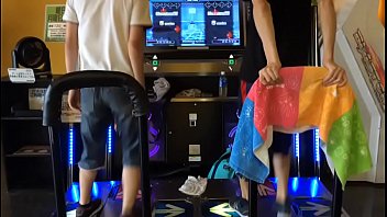 Preview 1 of Amazing Extreme Ty - 【DDR Buzz】MORI.NETvsHERIKO